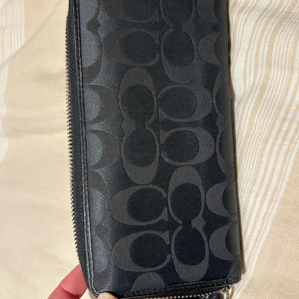 Coach Wallet - Picture 3 of 5